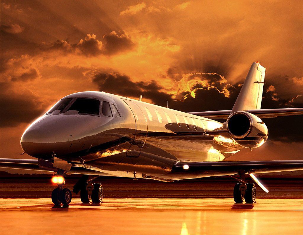 Planes & Jets